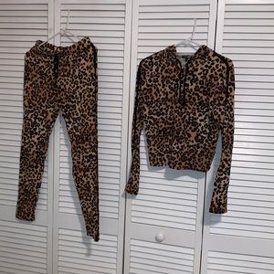 Two piece Leopard print set